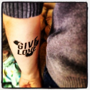 Give Love (temporary body art)